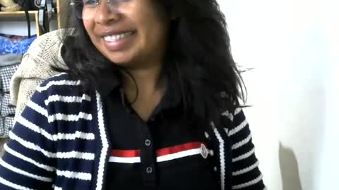 liora online show from 06-29-26, 10:48