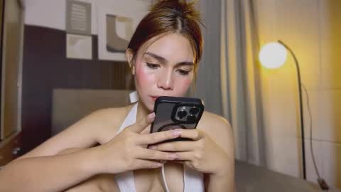 Liora of Ophir online show from 02-10-26, 09:35