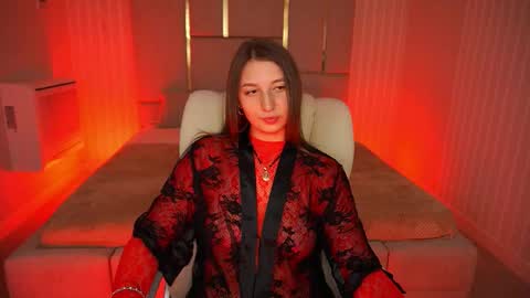 Snapshot of liorafox chatting on 10-12-25, 08:52 Lia online show from 10-12-25, 08:52