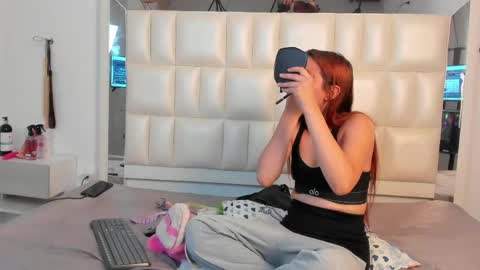 Snapshot of liorah_wolf chatting on 06-07-26, 07:50 Liorah wolf online show from 06-07-26, 07:50
