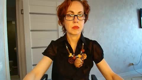 Snapshot of lioraweiss chatting on 04-29-26, 09:35 Liora Weiss online show from 04-29-26, 09:35