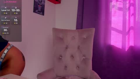 Snapshot of lips_sarasofia chatting on 01-17-25, 07:27 lips_sarasofia online show from 01-17-25, 07:27