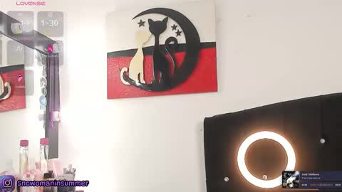 Snapshot of lips_sarasofia chatting on 11-28-25, 08:00 lips_sarasofia online show from 11-28-25, 08:00