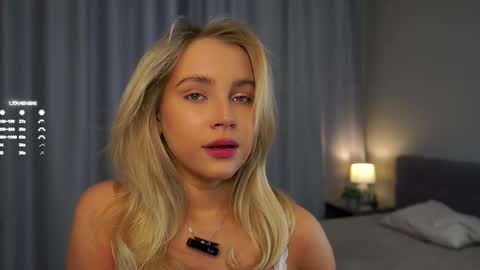 Amelia online show from 03-01-25, 01:11