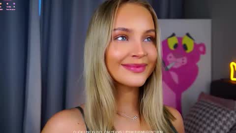 Amelia online show from 11-02-25, 01:08