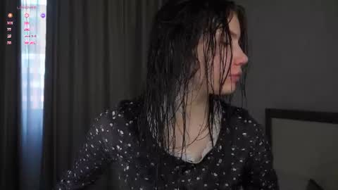 Snapshot of lipswithsmileonthem chatting on 07-01-26, 01:29 Amelia online show from 07-01-26, 01:29