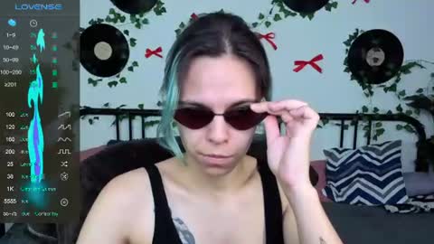 Snapshot of lirabelles chatting on 07-10-26, 03:22 hello Ill be waiting for you during these hours tue 10am-5pm wed 3am-5pm thu 3am-5pm fri 3am-10am sat 10am-5pm sun 3am-1GMT online show from 07-10-26, 03:22