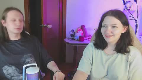 Snapshot of liraras chatting on 11-06-25, 12:11 liraras online show from 11-06-25, 12:11