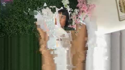 lis_vega_ online show from 06-14-26, 07:49