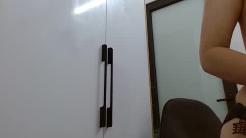 lisa_1011 online show from 02-27-26, 02:39