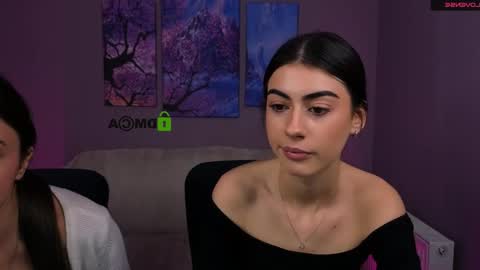 Lisa online show from 11-18-25, 10:09