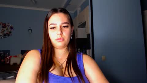 Snapshot of lisa_lady_golden chatting on 09-18-25, 10:01 lisa_lady_golden online show from 09-18-25, 10:01