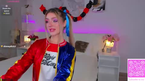 Snapshot of lisa_mccoy chatting on 10-30-25, 01:18 Lisa online show from 10-30-25, 01:18