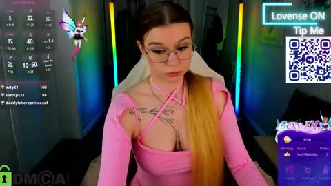 lisa_rabbit online show from 06-08-26, 01:28