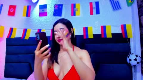 Snapshot of lisa_white_ chatting on 06-17-26, 09:49 lisa white online show from 06-17-26, 09:49