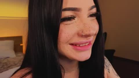 Snapshot of lisaaaliss chatting on 04-26-26, 10:57 lisaaaliss online show from 04-26-26, 10:57