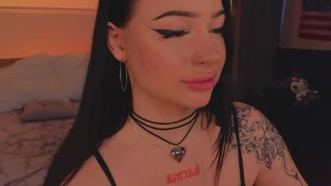Snapshot of lisaaaliss chatting on 05-30-26, 11:07 lisaaaliss online show from 05-30-26, 11:07