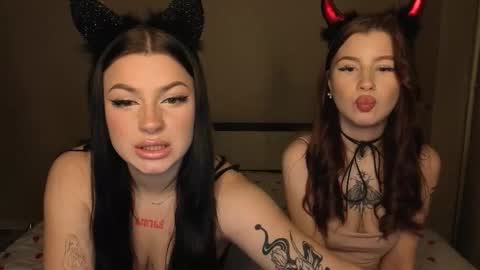 Lisa and Den online show from 12-14-25, 02:00