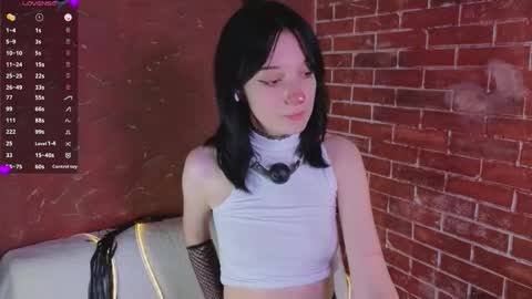 Snapshot of lisabunnyyy chatting on 02-19-26, 08:27 Lisa online show from 02-19-26, 08:27