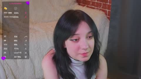 Snapshot of lisabunnyyy chatting on 04-26-26, 10:29 Lisa online show from 04-26-26, 10:29