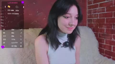 Snapshot of lisabunnyyy chatting on 05-01-26, 10:03 Lisa online show from 05-01-26, 10:03