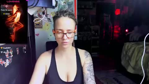 Lisa online show from 06-20-26, 06:11