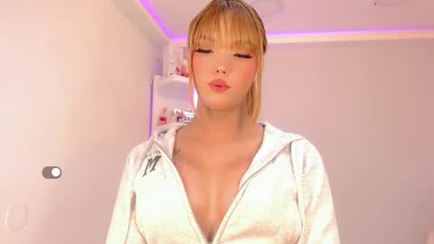 lisahadidd online show from 02-12-25, 05:26