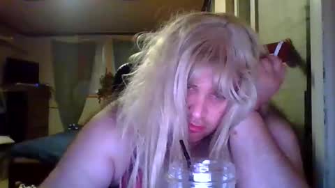lisaundevideble online show from 06-06-26, 04:23