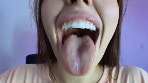 Lisbet online show from 12-15-25, 09:41