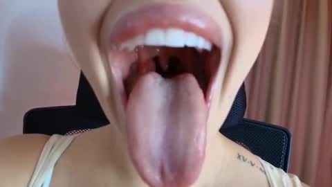 Lisbet online show from 03-07-26, 04:15