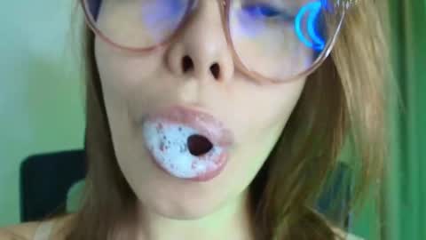 Lisbet online show from 03-15-26, 07:42