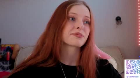 Snapshot of lisiasweet chatting on 05-27-26, 02:25 Lika online show from 05-27-26, 02:25