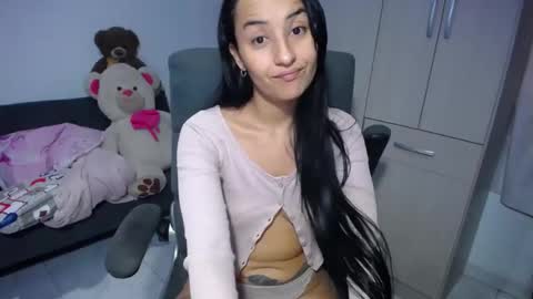 Lisa online show from 12-22-24, 08:47