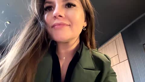 Lissa online show from 04-29-26, 12:42