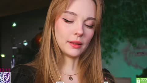 your Liza again. Next stream Dec. 1  at 2 or 3  GMT online show from 11-13-25, 05:39