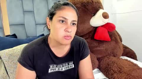 Snapshot of lissaharris chatting on 12-02-25, 10:27 lissaharris online show from 12-02-25, 10:27