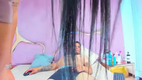 Snapshot of lissandjohnson chatting on 01-14-25, 04:47 LISSA JHONS online show from 01-14-25, 04:47