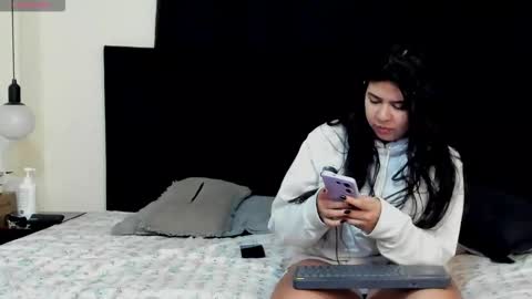 Natalia and alejandro online show from 11-13-25, 10:47
