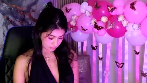 Snapshot of lissawild_ chatting on 06-20-26, 01:25 ss online show from 06-20-26, 01:25