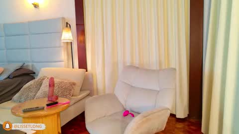 Lisseth Long  online show from 11-22-25, 11:48