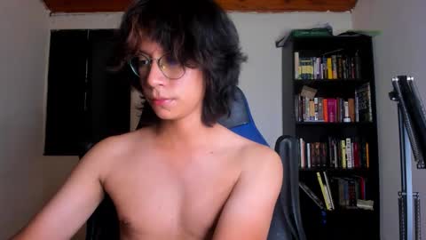 Snapshot of literateboy chatting on 03-15-26, 01:44 Literateboy online show from 03-15-26, 01:44