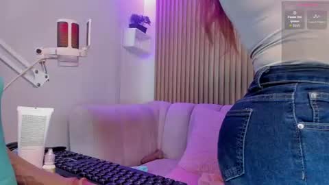 little ary online show from 07-21-26, 02:14