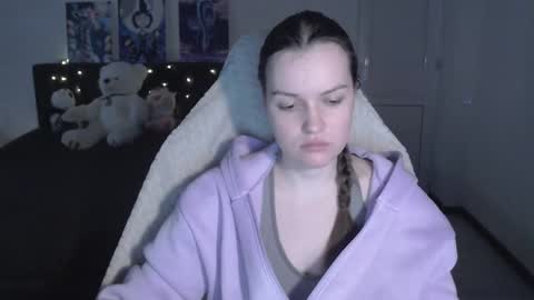 little__flowers online show from 02-09-26, 09:24