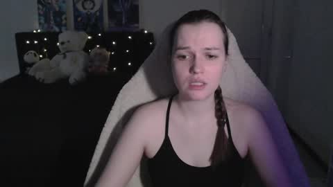 little__flowers online show from 04-05-26, 09:39