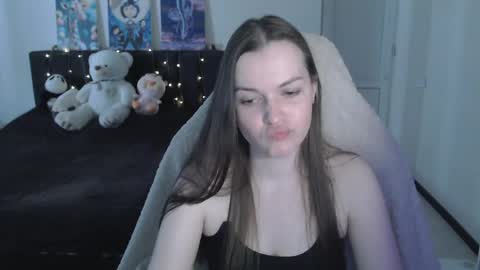 little__flowers online show from 06-04-26, 10:21