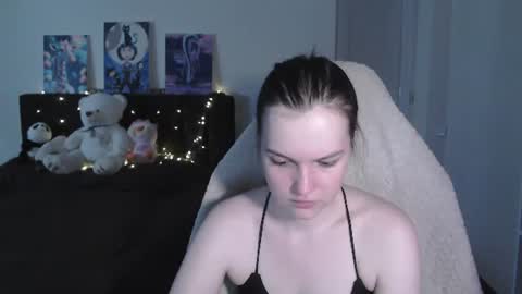 little__flowers online show from 07-06-26, 10:01
