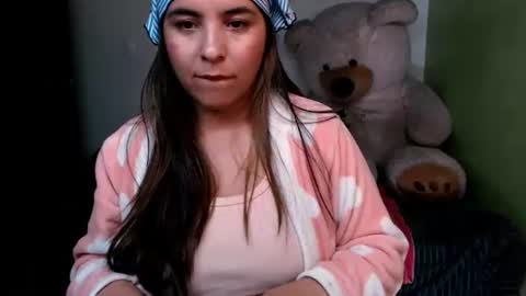 Snapshot of little__samantha_ chatting on 07-23-26, 12:02 Samantha. online show from 07-23-26, 12:02