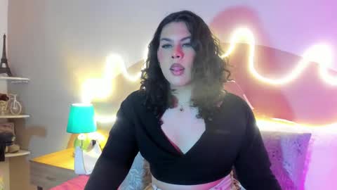 L I T T L E A L L I online show from 11-06-25, 01:06