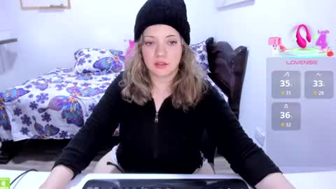 Angely online show from 07-26-26, 11:28