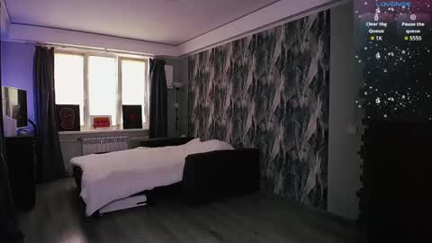 Birdy online show from 04-14-26, 02:45